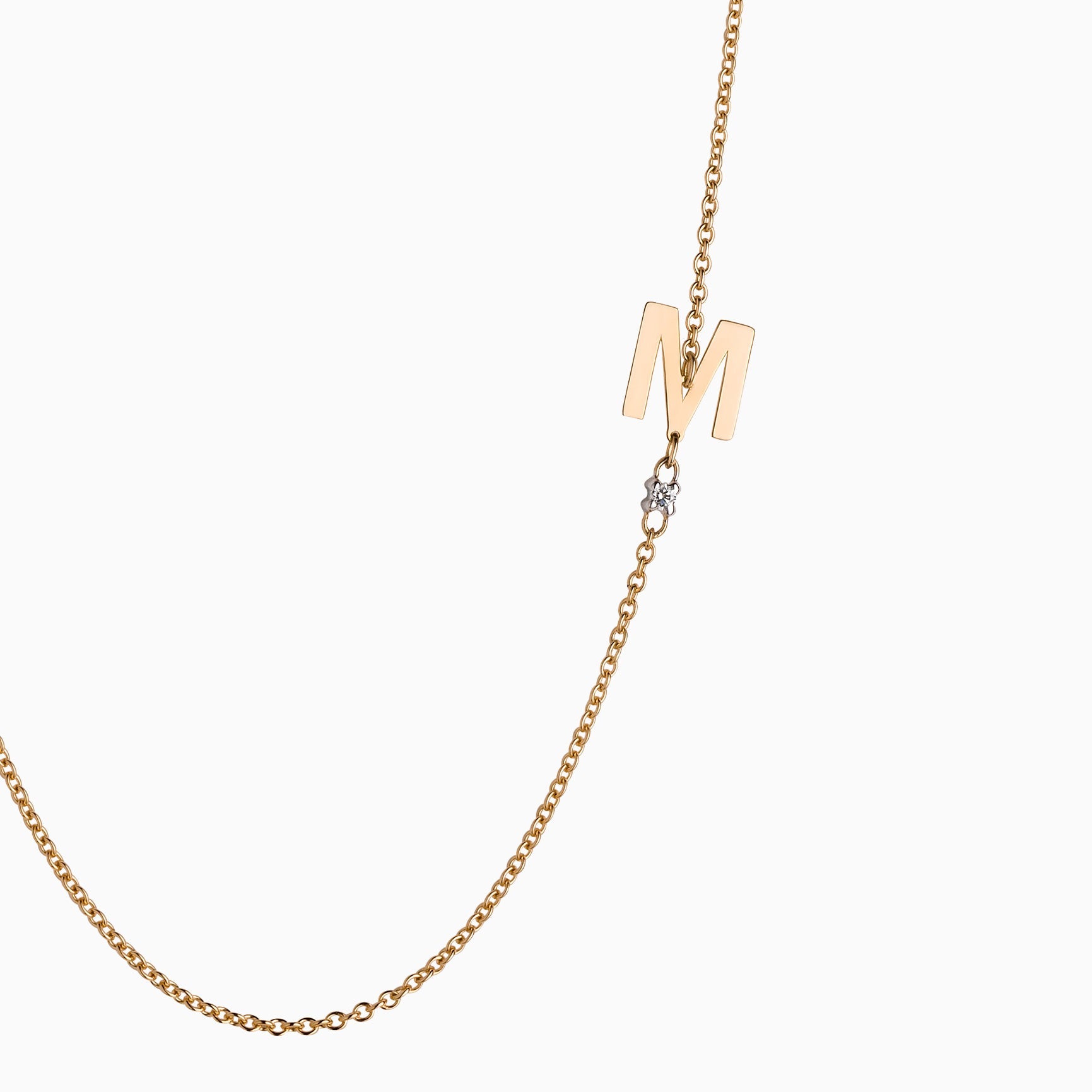 orecchino-collezione-Alphabet-orecchinoAlphabetorogiallo-CaterinaB-oro-18kt