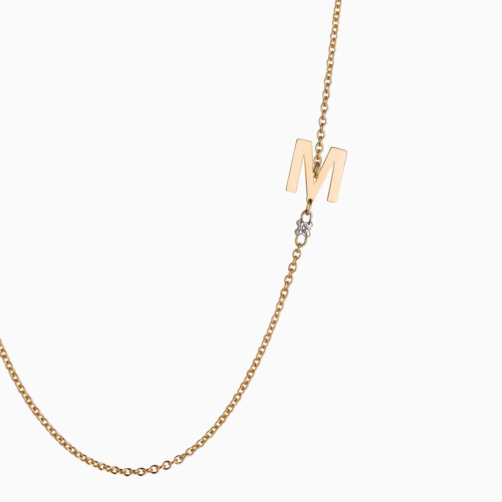 orecchino-collezione-Alphabet-orecchinoAlphabetorogiallo-CaterinaB-oro-18kt