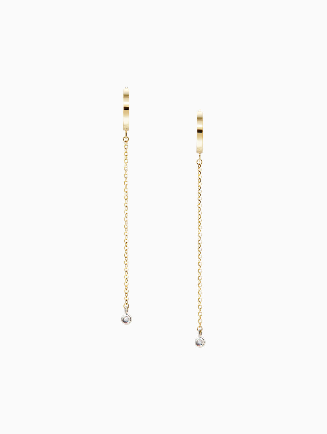 Earrings with chain and light points